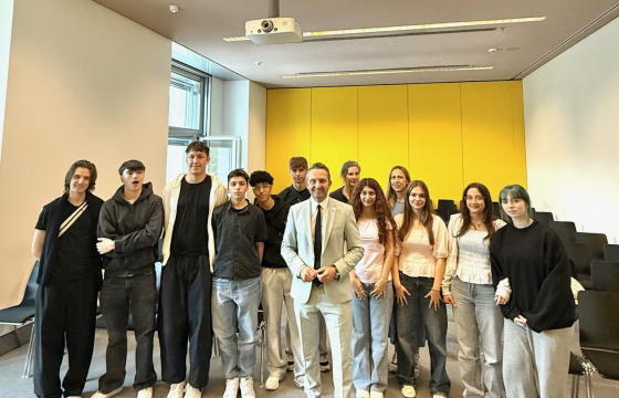 Besuch von der Swiss International School Friedrichshafen im Berlin